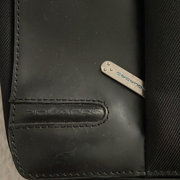 Piquadro crossbody bag - Picture 2 of 5